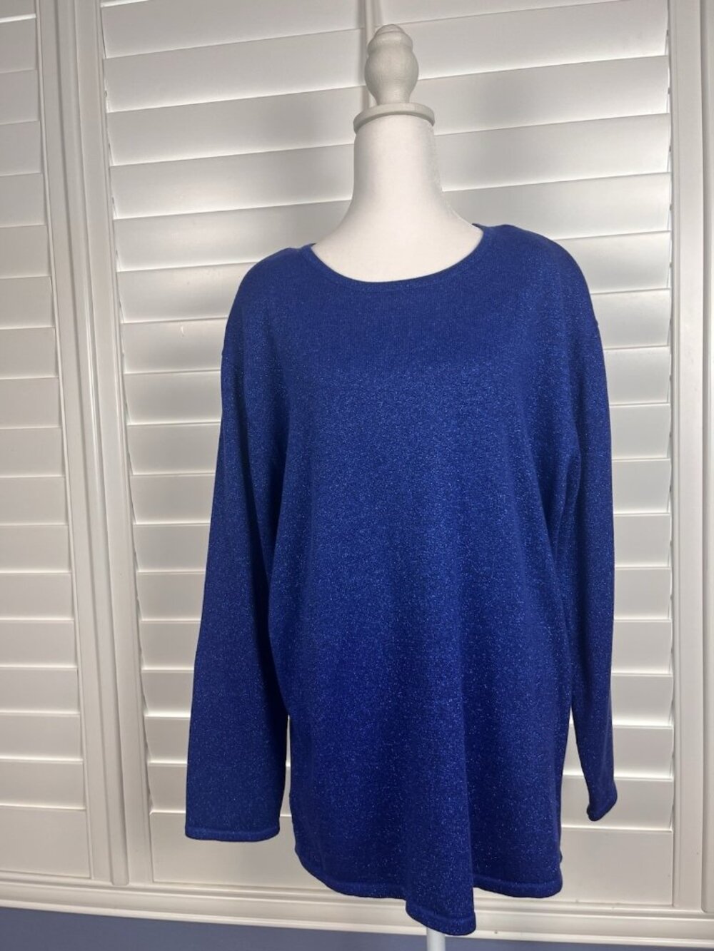 Laura Scott Women’s 1X Cobalt Blue Metallic Shimmer Tunic Sweater